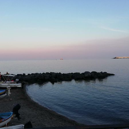 Casa Vacanze Aloha Giardini-Naxos Exterior foto